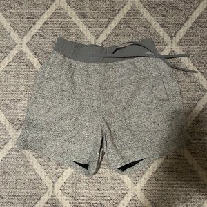 Lululemon Men’s “City Sweat” sweat shorts Sz S Gray